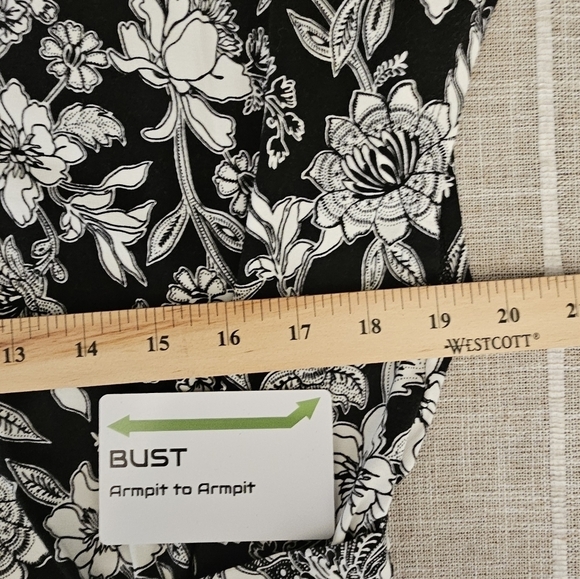 Land's End Large Modal Blend Stretchy Floral Black Dress - Picture 11 of 11